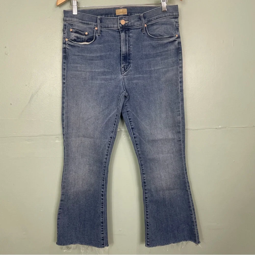 Mother The Weekender Fray Wash I Wet My Plants Blue Size 33 Distressed‎ Hem